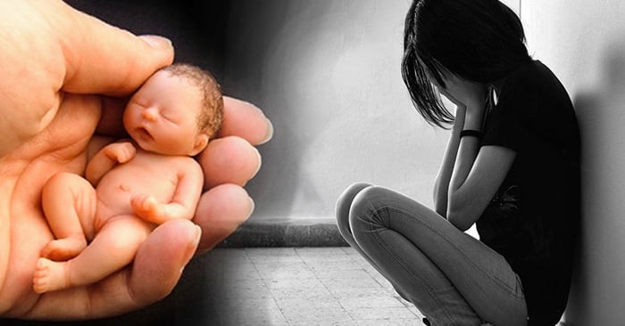 Ánh sáng nến lung linh tượng trưng cho sự dẫn lối và bình an, hỗ trợ nghi thức văn khấn sám hối thai nhi tại nhà.
