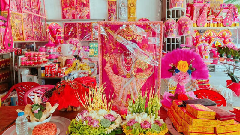 Bài văn khấn Cô Chín Giếng
