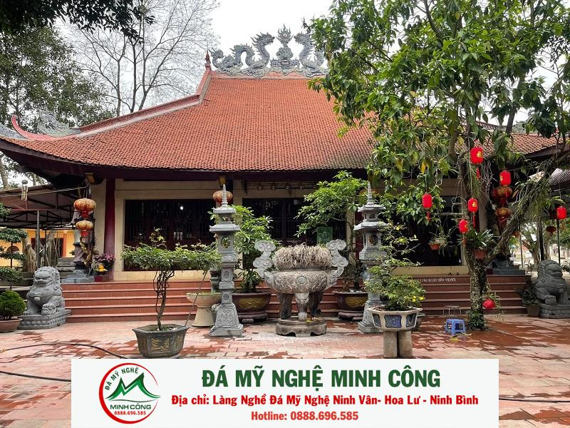 Kiến trúc cổ kính của đền thờ Cô Bé Chí Miu tại Bắc Giang