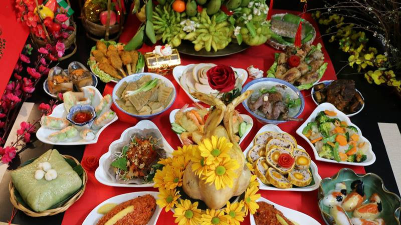 Mâm lễ vật cúng Thần Tài Giao Thừa tươm tất