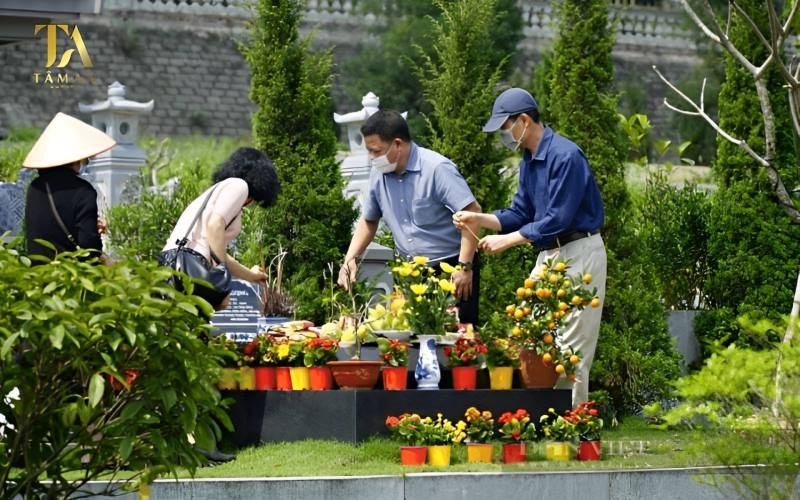 Nghi thức cúng giỗ tại mộ