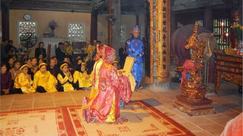 Nghi thức đọc văn khấn Thành Hoàng