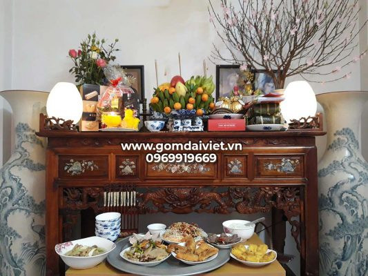 Nghi thức văn khấn ngày hội làng tại nhà trang trọng