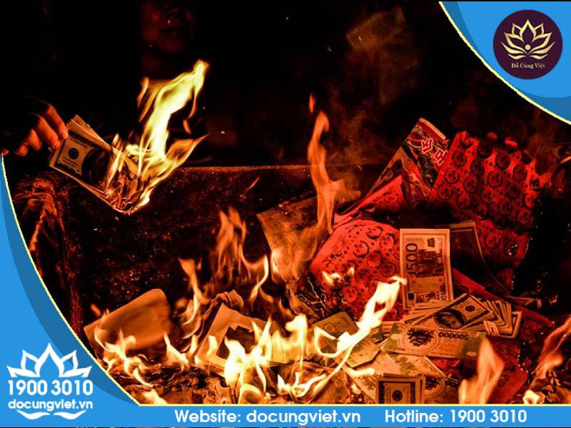 Văn khấn đốt quần áo cho người chết trong nghi thức tâm linh