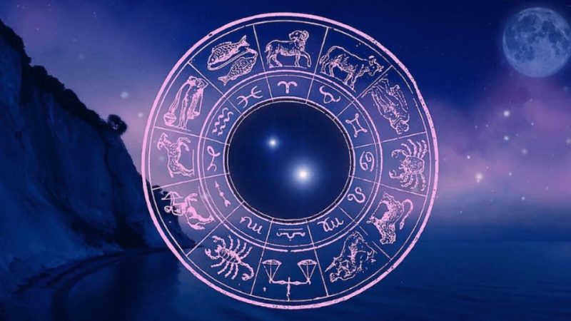 Bản đồ chiêm tinh và các chòm sao, minh họa nguồn gốc 12 cung hoàng đạo và tháng sinh