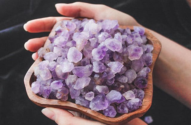 Bát đá Amethyst tự nhiên dùng để thiền định, giúp cải thiện sức khỏe và tinh thần
