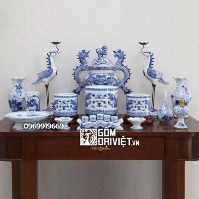 Bộ đồ thờ đầy đủ men lam vẽ rồng men khử cao cấp Bát Tràng, mang ý nghĩa tài lộc, may mắn cho gia chủ tuổi Mùi khai trương