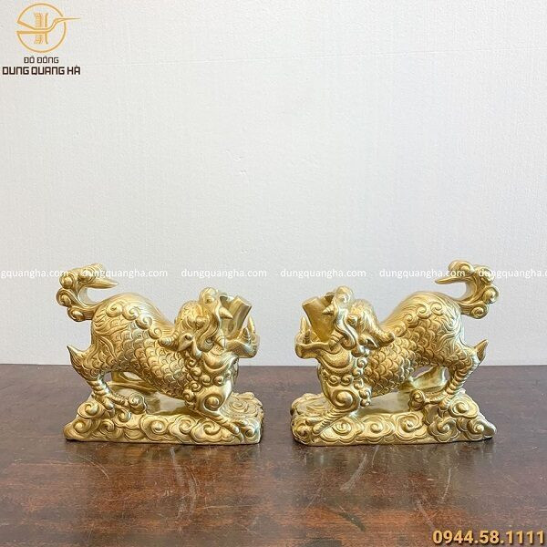 Cặp linh vật nghê đồng phong thủy trấn giữ cửa nhà