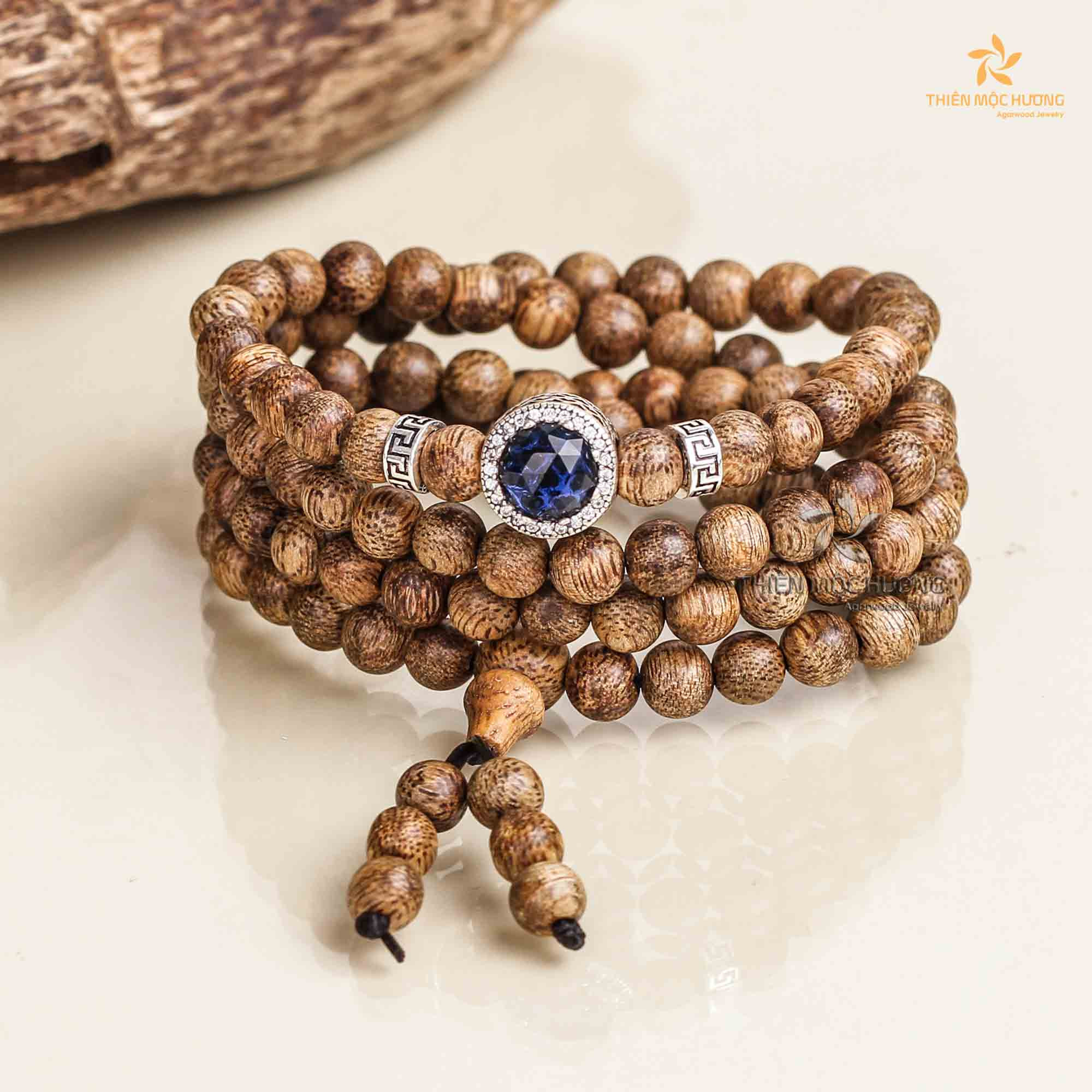 Chuỗi hạt phong thủy mang ý nghĩa bình an cho người mệnh Thủy