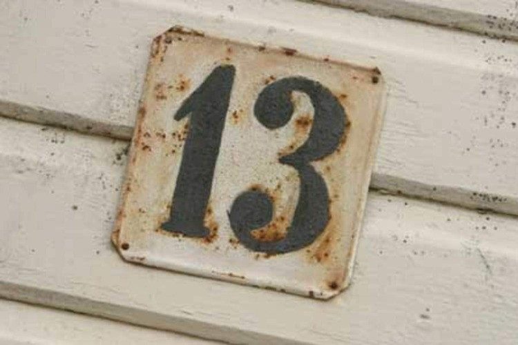 Con số 13 và những quan niệm khác nhau trong cuộc sống hàng ngày