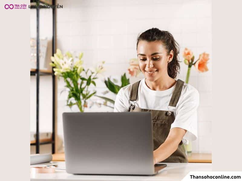 Giờ Hợi mang lại năng khiếu kinh doanh theo giờ sinh tử vi