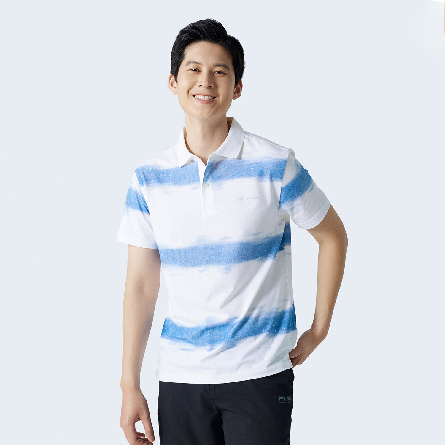 Hình ảnh năng động, tươi sáng của người tuổi Tân Mão 2011, biểu trưng cho sức sống dồi dào và tinh thần lạc quan