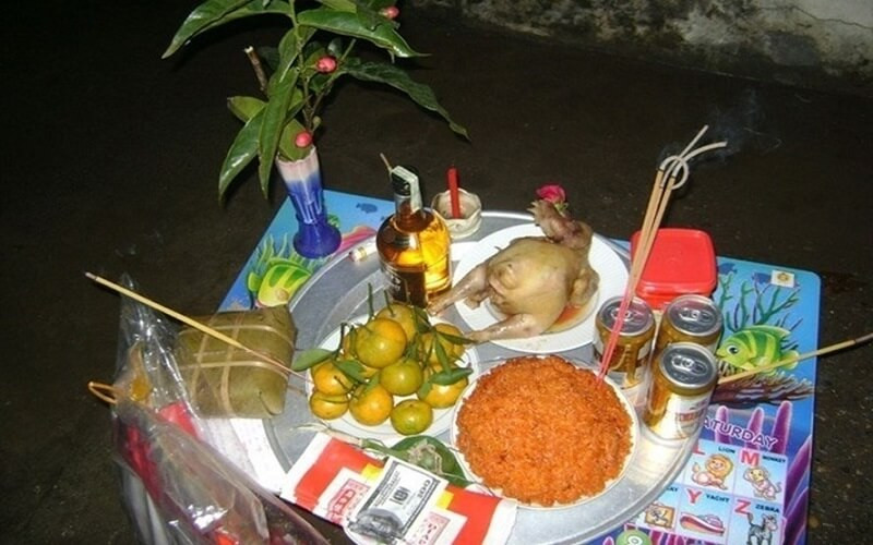 Lễ vật cúng giao thừa chay thể hiện lòng thành kính thanh tịnh