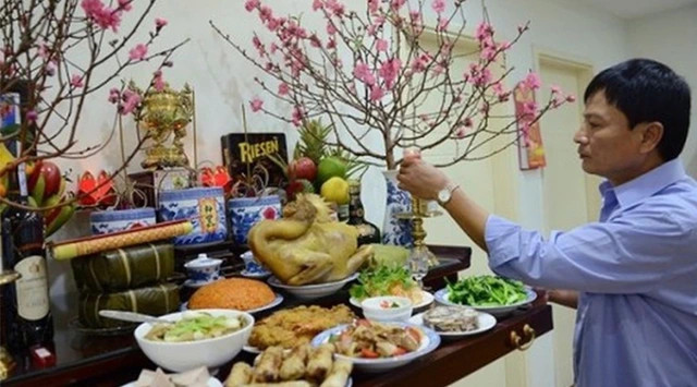 Mâm cúng giao thừa tại gia với đầy đủ lễ vật