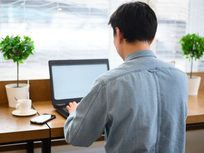 Nam mạng Mậu Thìn cân nhắc ổn định sự nghiệp trong năm 2026