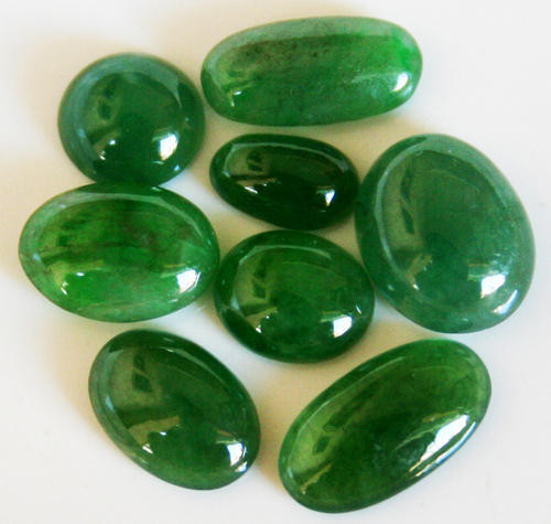 Ngọc Cẩm Thạch (Jadeite) hay còn gọi là Ngọc Bích