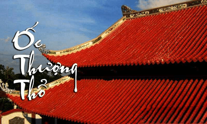 Người nam Đinh Hợi 2007 với lá số tử vi Ốc Thượng Thổ, thể hiện sự vững vàng