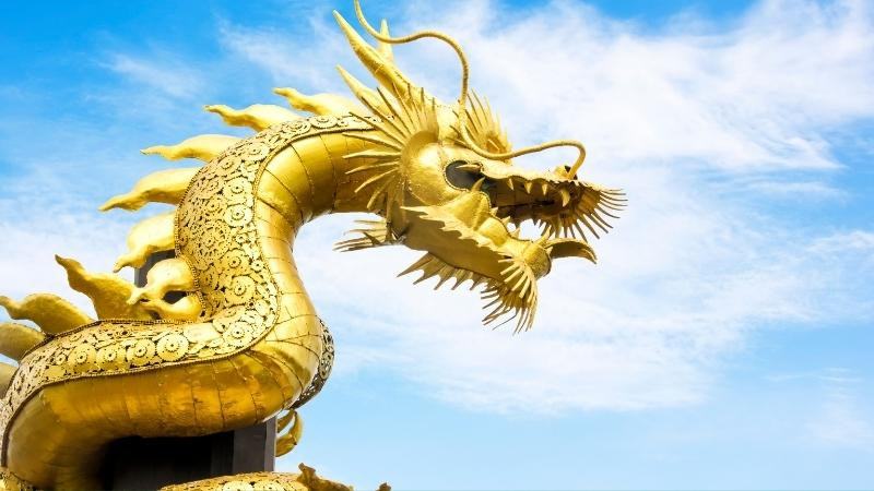 Người sinh năm 2000 cầm tinh con rồng, mang mệnh Kim Bạch Lạp Kim