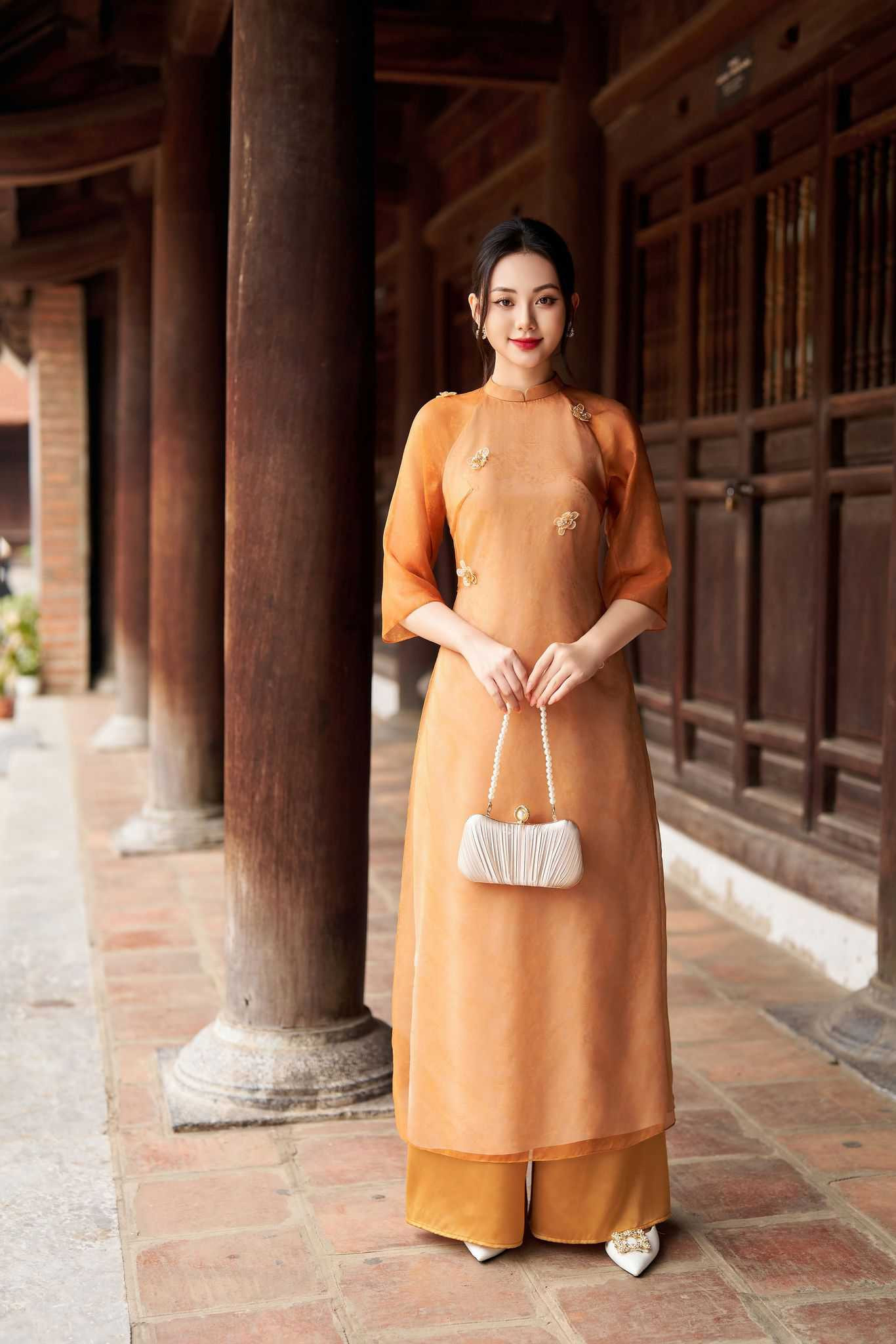 Người tuổi Quý Sửu thuộc mệnh Mộc nên chọn màu xanh lá, đen, xanh dương để mang lại tài lộc và may mắn