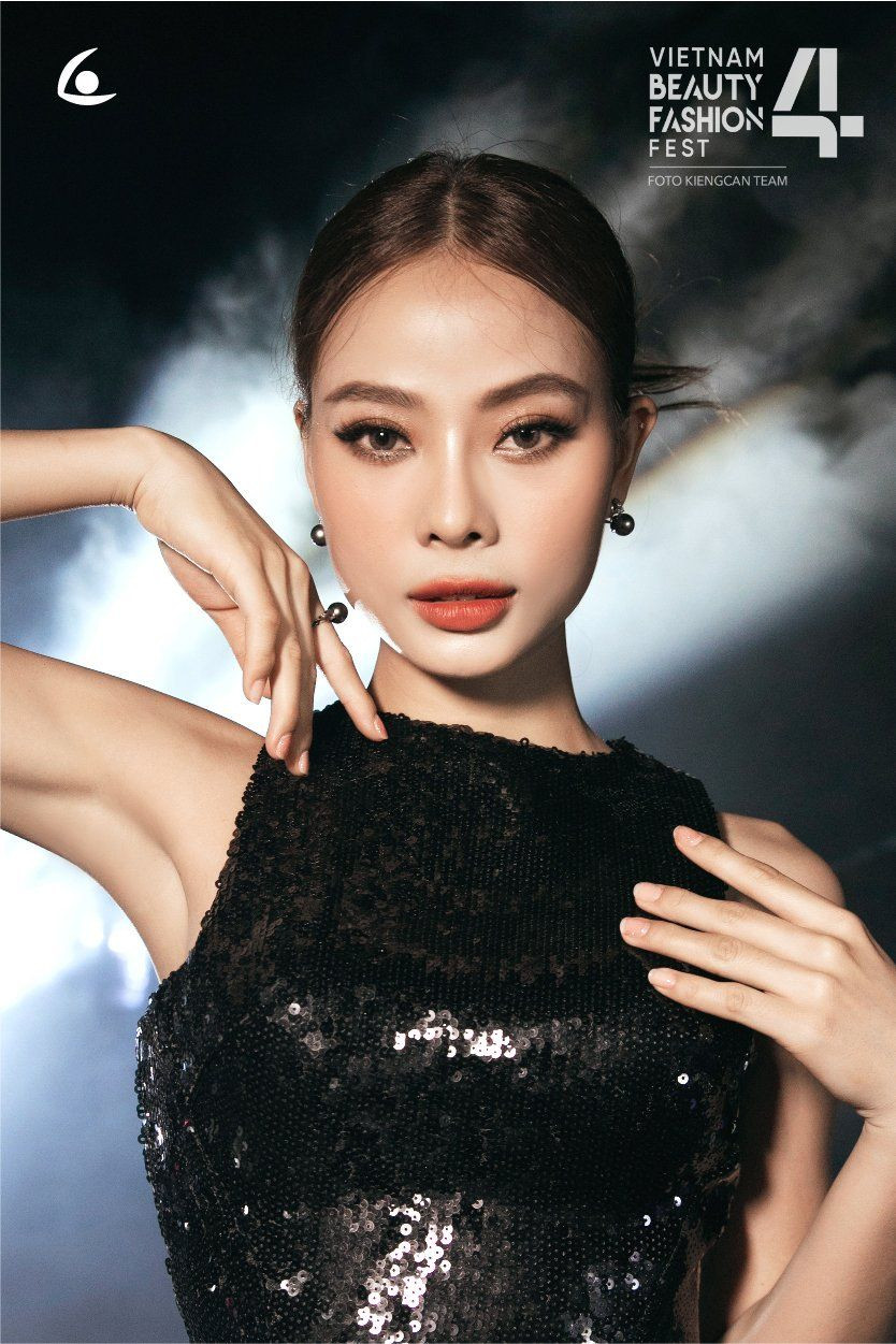 Nhẫn phong thủy với thiết kế độc đáo, tôn lên cá tính và phong cách thanh lịch