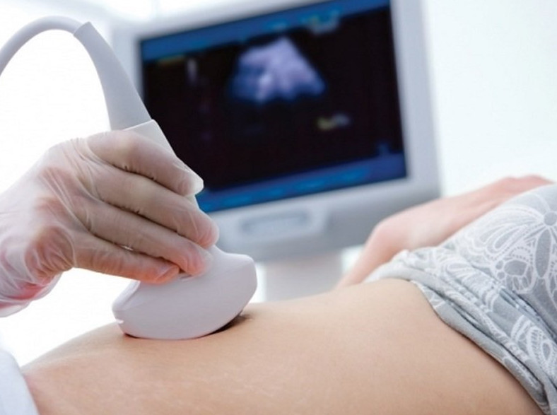 Những dấu hiệu bất thường cần lưu ý khi mẹ xem hình ảnh thai nhi 17 tuần tuổi và các buổi khám thai định kỳ.
