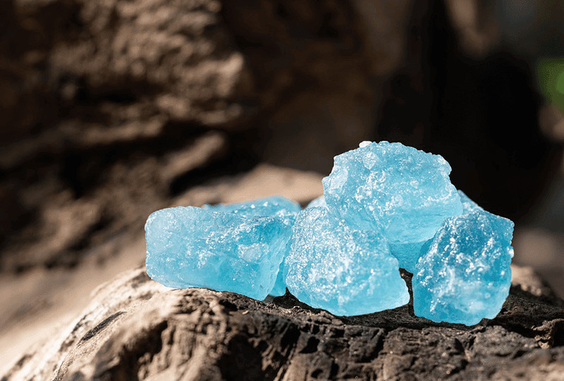 Su dung da Aquamarine se ho tro ve mat nang luong, giup nam Giap Dan xua tan tieu cuc tu han Diem Vuong