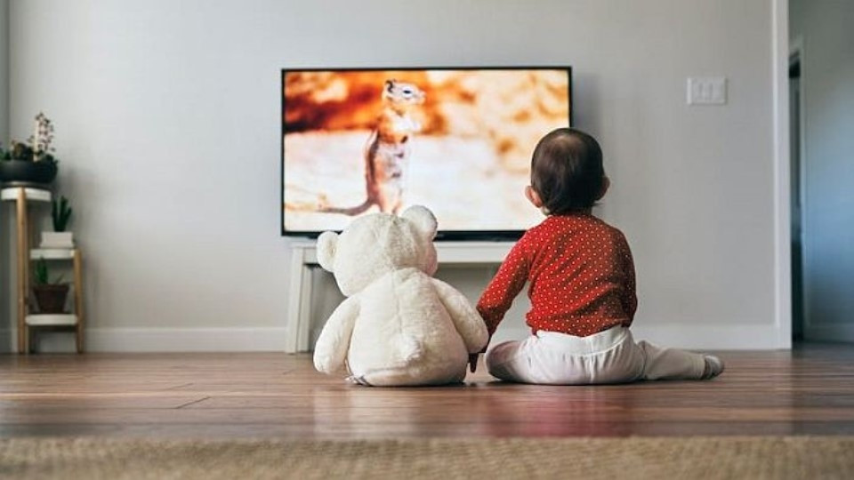 Trẻ dưới 1 tuổi nên ưu tiên vận động