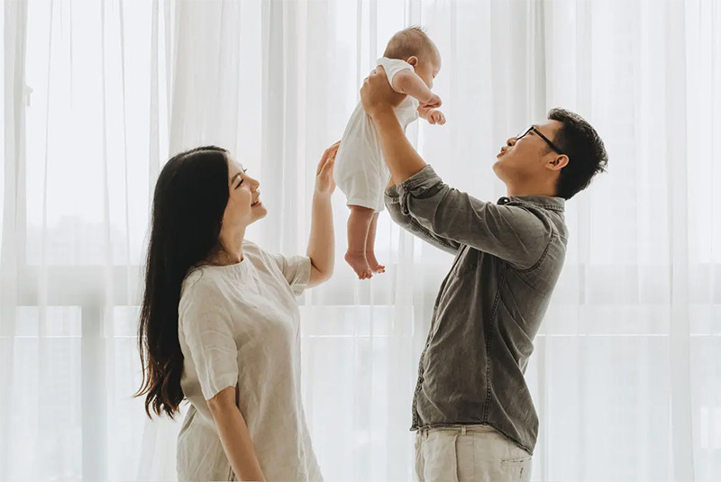 Tuổi cha mẹ hợp sinh con năm 2025