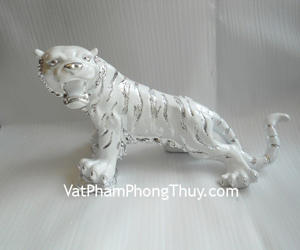 Tượng hổ trắng đại diện cho sự tinh khiết, mang lại may mắn và bình an cho Nữ Bính Dần 1986 trong tình duyên
