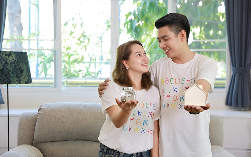 Vợ chồng cùng nhau đặt ra mục tiêu chung và đồng lòng xây dựng tương lai hạnh phúc, không phụ thuộc hoàn toàn vào việc kết hôn hợp tuổi.