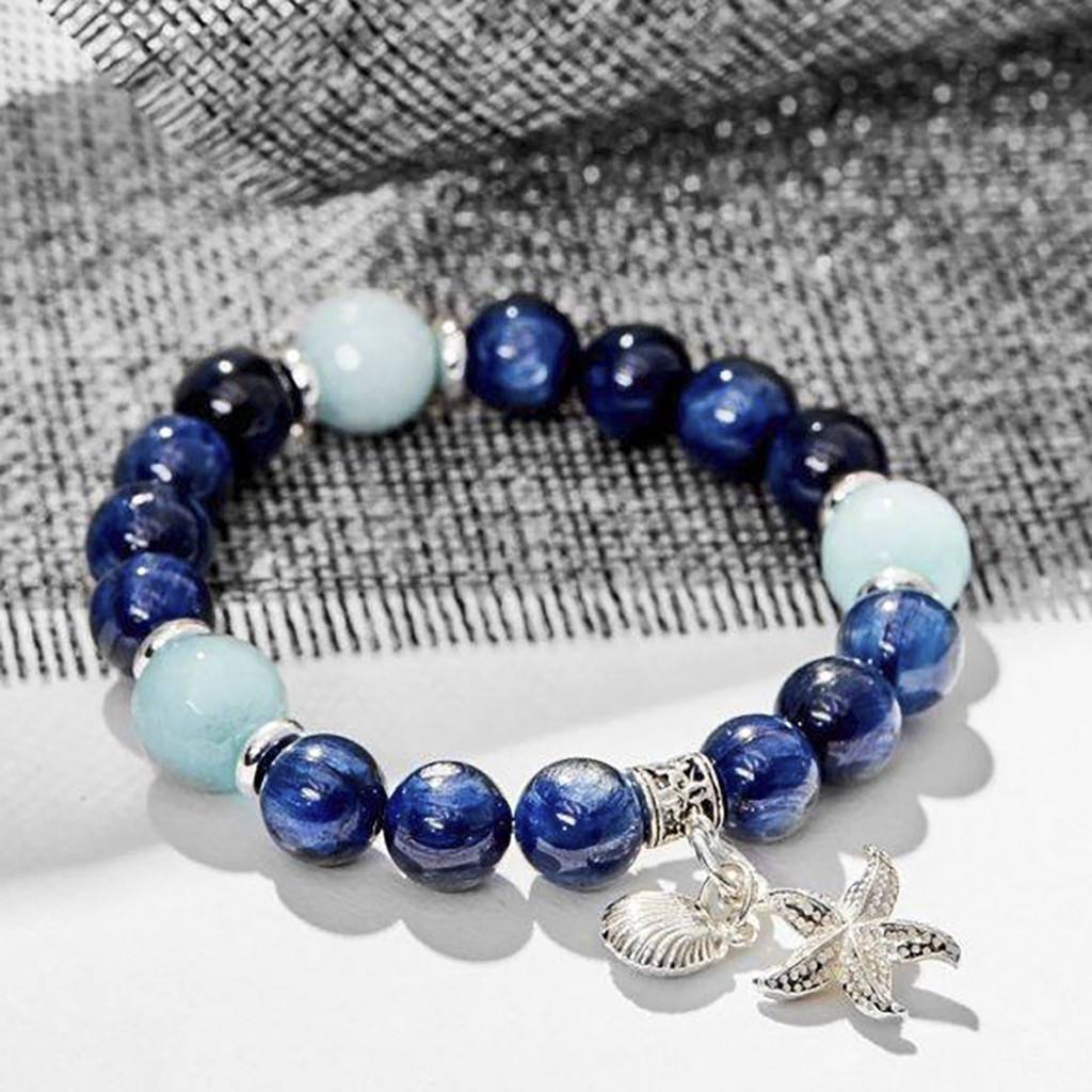 Vòng tay đá Sapphire xanh kết hợp chi tiết bạc cho nữ