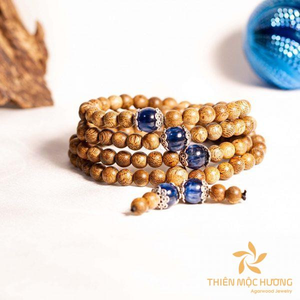 Vòng trầm hương phong thủy cho nữ mệnh Thủy 1953