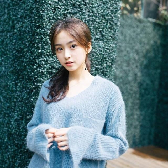 Xem từ vị nốt ruồi ở cổ bên để biết về cuộc sống an nhàn, tài lộc dồi dào và sự nghiệp