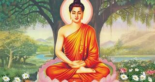 Bàn thờ gia tiên với đầy đủ đồ cúng
