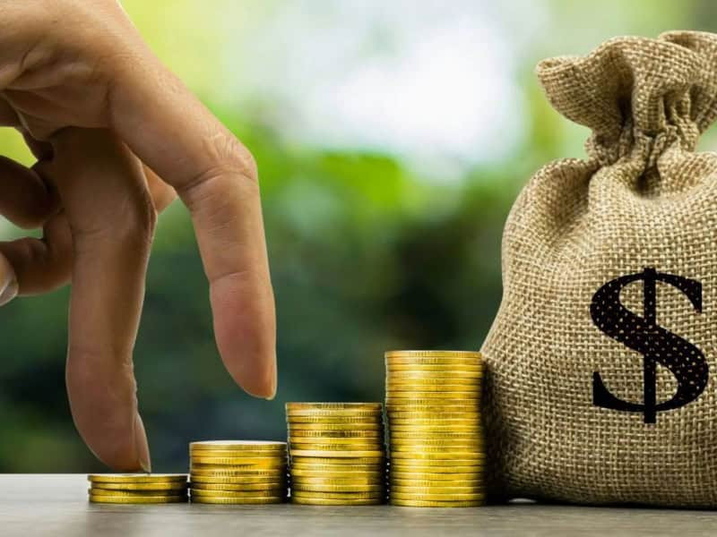Biểu đồ tài chính của nữ Kỷ Mão 1999 dự báo biến động thu nhập trong năm 2026.