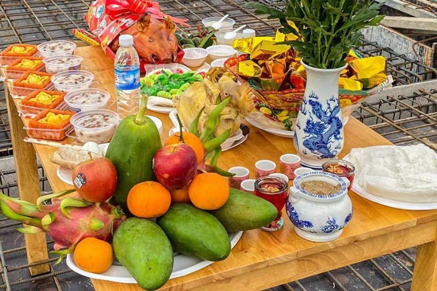 Chuẩn bị các vật phẩm cúng đổ trần nhà tươi ngon, tươm tất