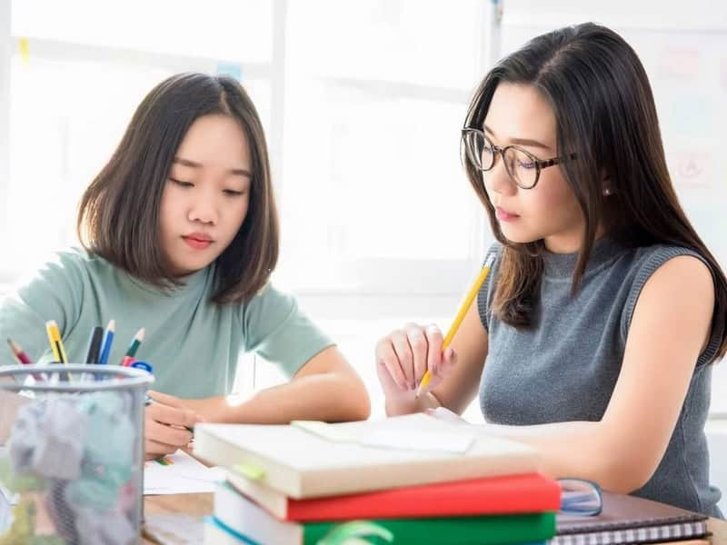 Cơ hội tăng thu nhập cho nữ mạng Kỷ Sửu 2009 qua các công việc làm thêm năm 2025