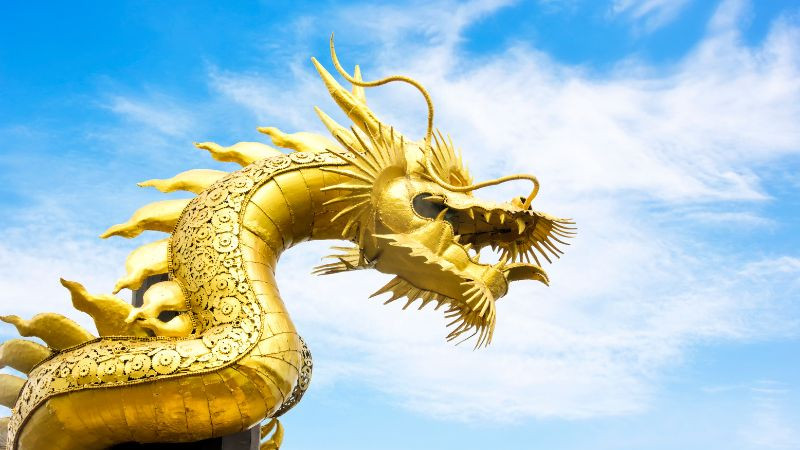Dự đoán tử vi Bính Thìn 2025 nam mạng theo từng tháng âm lịch