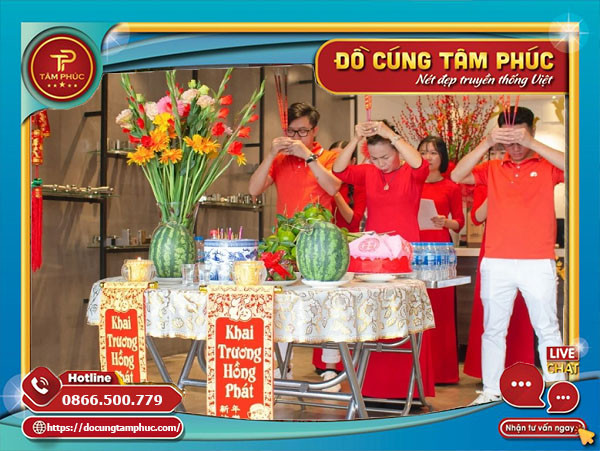 Gia chủ tuổi Dần 1998 cần chọn người mở hàng hợp tuổi