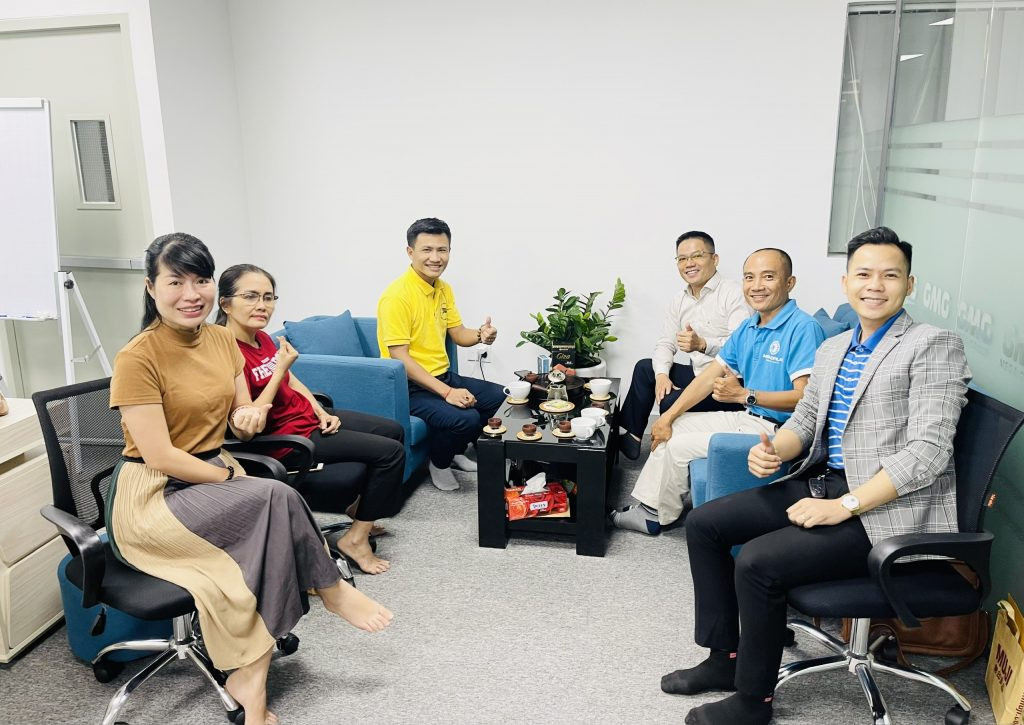 Hình ảnh biểu tượng cân bằng, đại diện cho việc điều hòa các yếu tố trong tử vi để đạt được thành công