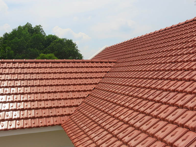 Hình ảnh đất trên mái nhà, tượng trưng cho mệnh Ốc Thượng Thượng Thổ của người sn 2006 mệnh gì.