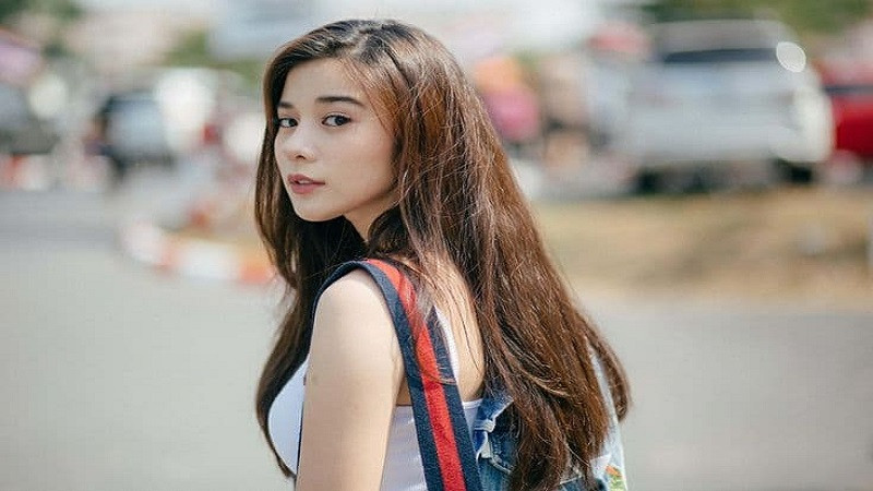 Hình ảnh tượng trưng cho sự nghiệp phát triển của người tuổi Tỵ 2001