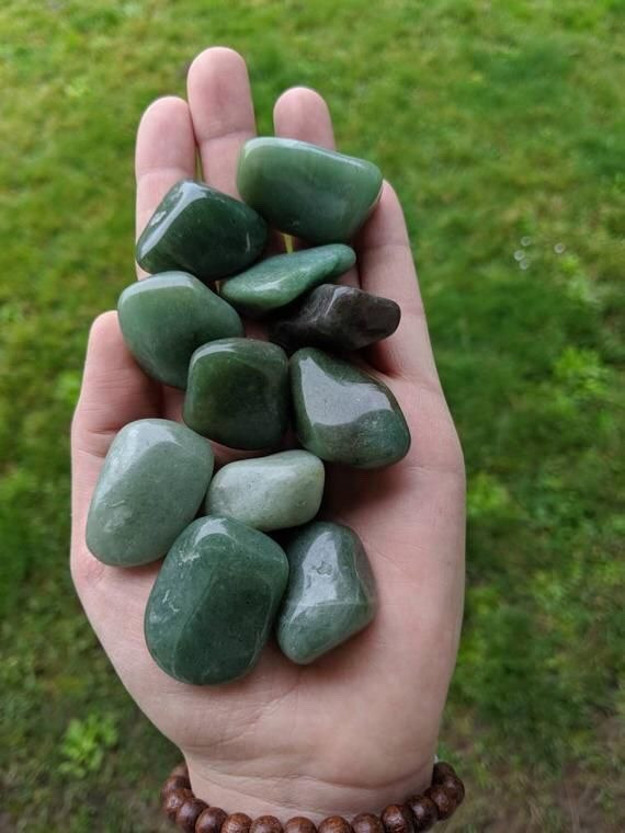 Hướng dẫn thanh tẩy và nạp lại năng lượng cho đá Aventurine