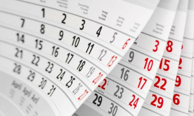 Lịch vạn niên và các yếu tố tâm linh cần xem xét khi xem ngày tốt chuyển nhà theo tuổi