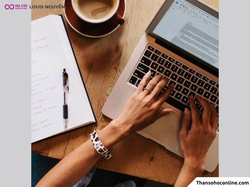 Người có Hồng Loan tử vi trong công danh thường làm nghệ thuật