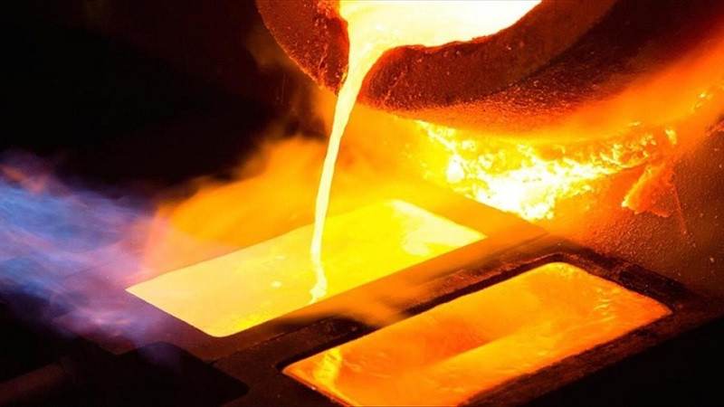 Người mệnh Kim 2001 đang suy tư về vận mệnh của mình