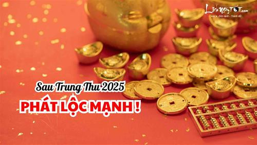 Người phụ nữ cầu tài lộc dưới ánh trăng, hy vọng vào một ngày tốt lành và thịnh vượng theo tử vi 27 12 lịch ngày tốt.