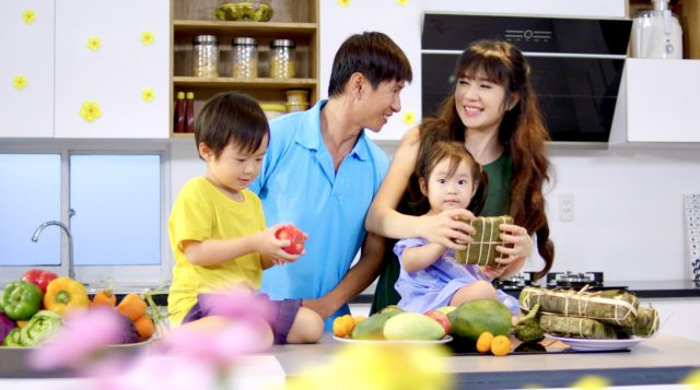 Người sinh ngày 20/10 và quan hệ trong gia đình