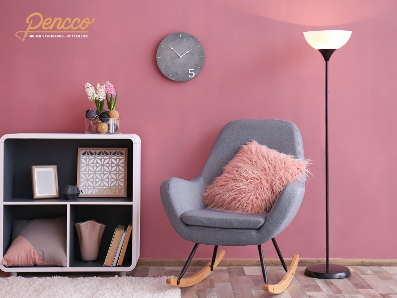 Người tuổi Hợi mệnh Hỏa phù hợp với các màu đỏ, hồng, tím, cam, xanh lá cây trong trang phục và không gian sống