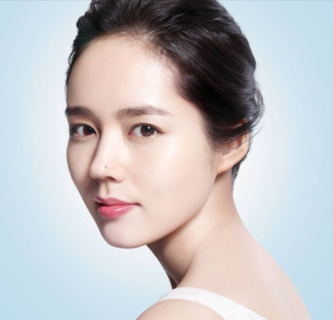 Nốt ruồi ở đầu mũi mang lại may mắn và tài lộc dồi dào